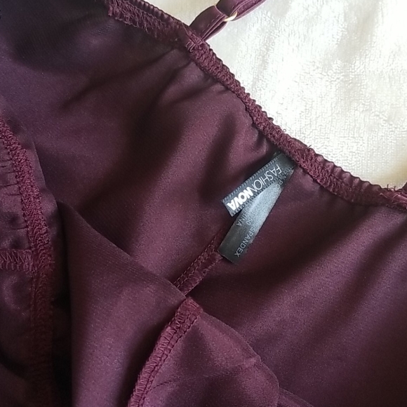 Fashion nova one piece sleepwear - Picture 4 of 4